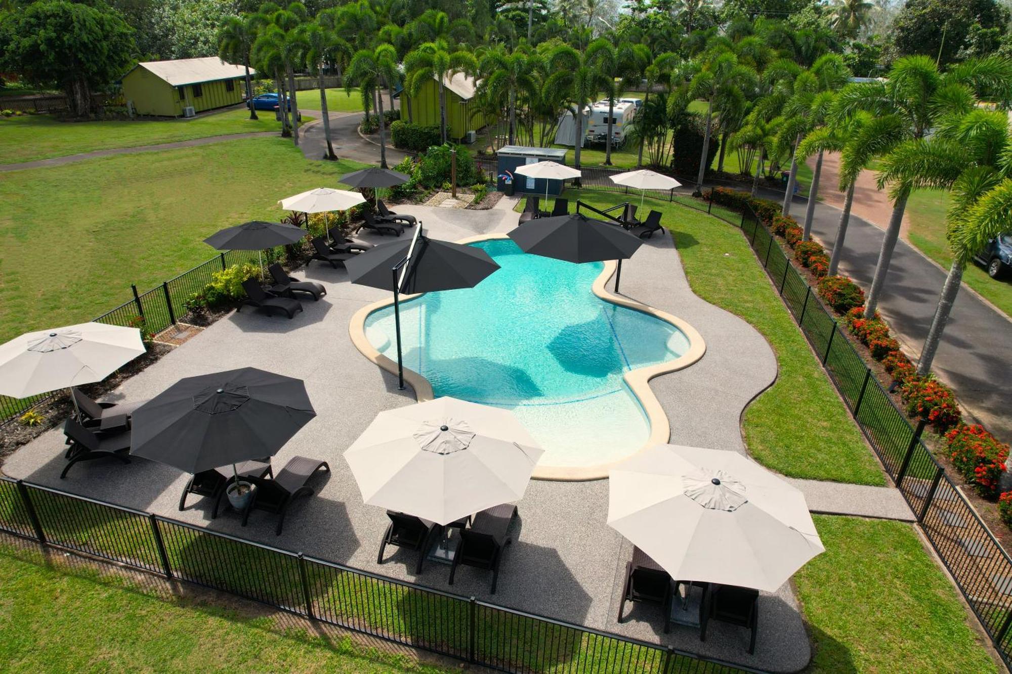 Bali Hai Child Free Holiday Park Mission Beach Eksteriør bilde